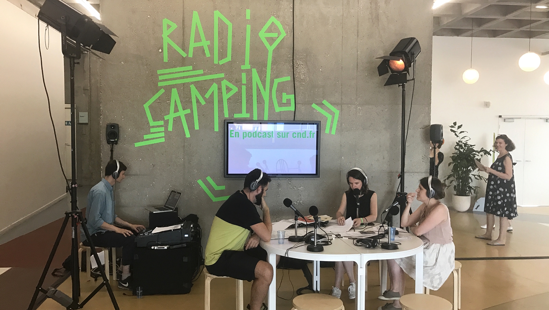 Camping活動現場：Radio Camping實況轉播。