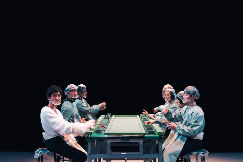創作社劇團CS監製作品4號《＃》（劇本原名《現世寓言》），水源劇場，2016。（攝影／陳藝堂，圖片來源／國藝會補助成果檔案庫）