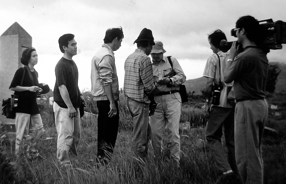 「作家身影系列一：中國五四文學作家」工作照，於蘇門答臘拍攝《零餘者的呔息——郁達夫》。（攝影／陳宏毅）