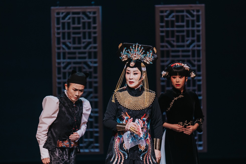 魏海敏✕王嘉明《女王的名字》，臺灣戲曲中心，2025。（攝影／Kris Kang）