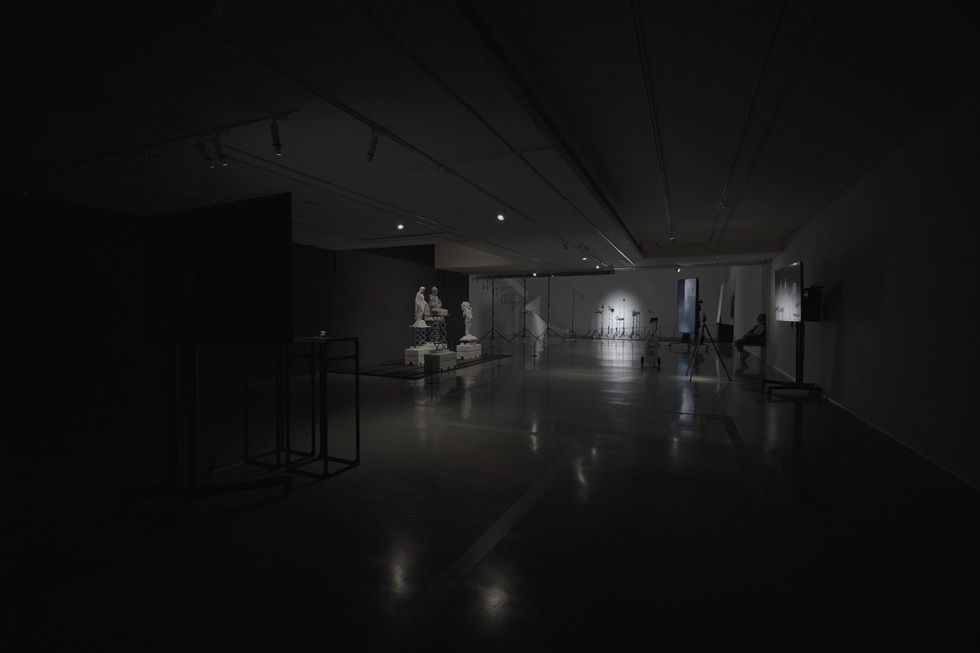 「機器之後」展場一隅，關渡美術館，2025。（王連晟提供）