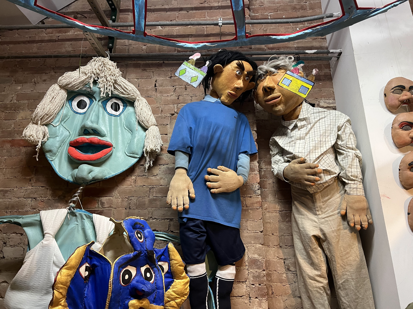 Helmi拜訪La MaMa實驗劇團俱樂部空間。（Helmi提供）