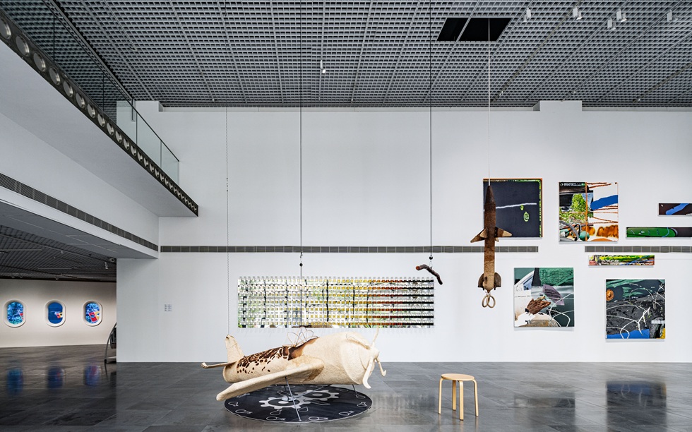 「亂流：半睡飛行夢」展場一隅。（北師美術館提供，攝影／dulub studio）