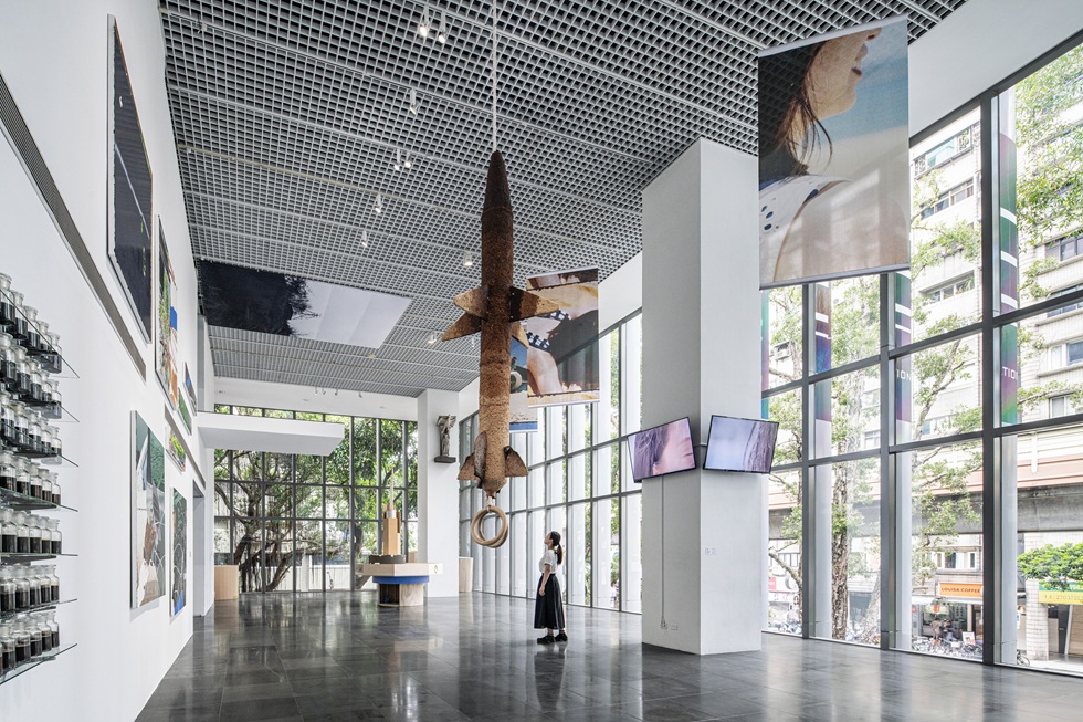 「亂流：半睡飛行夢」展場一隅。（北師美術館提供，攝影／dulub studio）