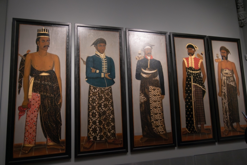 荷蘭國家博物館裡，殖民時代歐洲人對印尼人的想像肖像圖。