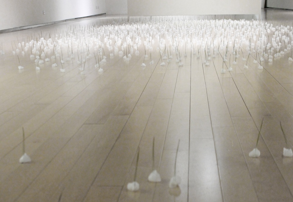 莊馨怡，《記．念15》，松針、蠟，2023。