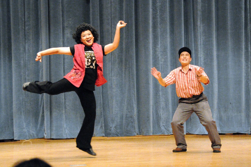 持續搬演了五、六年，帶給許多觀眾歡笑的《招弟復興打狗趣》。圖為2009年演出。（攝影／黃正婷）