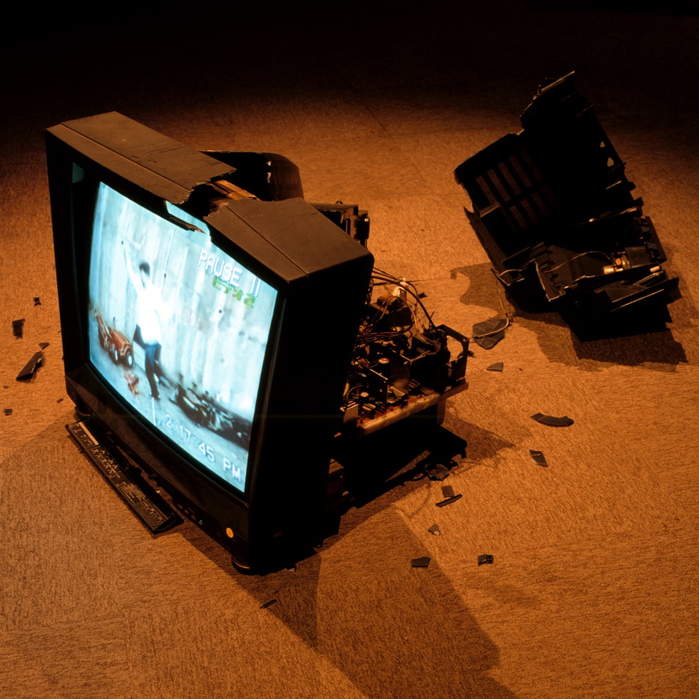 1999年崔廣宇參展「台北．巴黎：複式世代」，於巴黎展出一景。（崔廣宇提供）