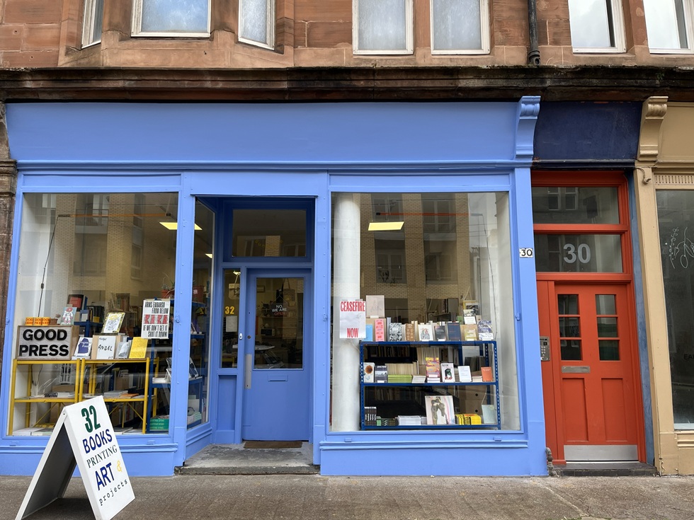 位於英國格拉斯哥的Good Press書店，以「工作者合作社」的模式經營。