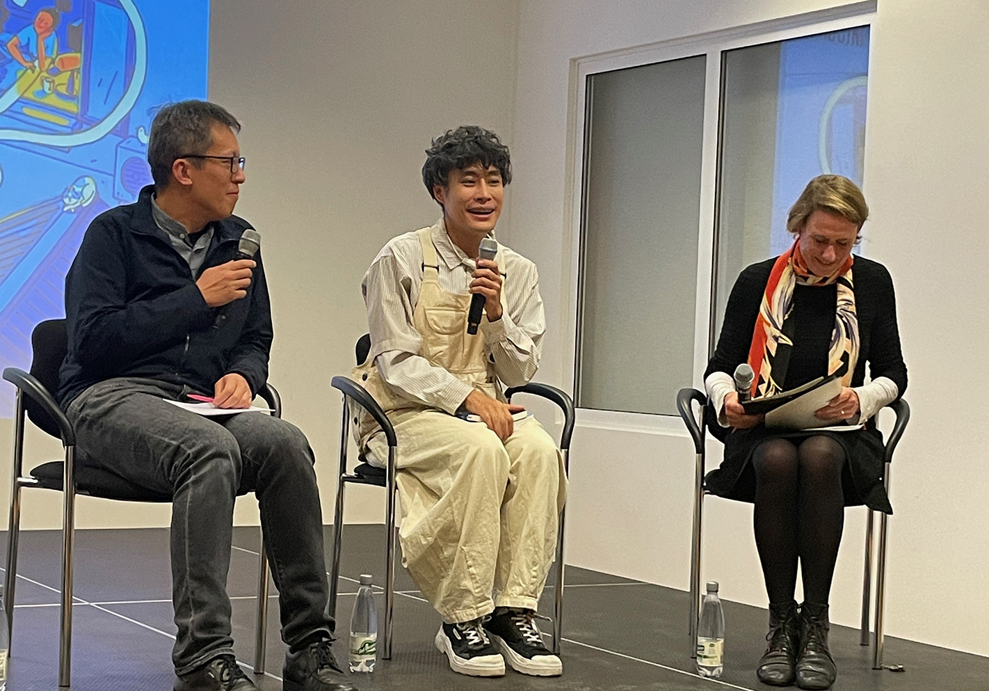 陳栢青於「臺灣文學之夜朗讀會」中，朗讀其描寫約到「雷砲」的散文作品，2022。