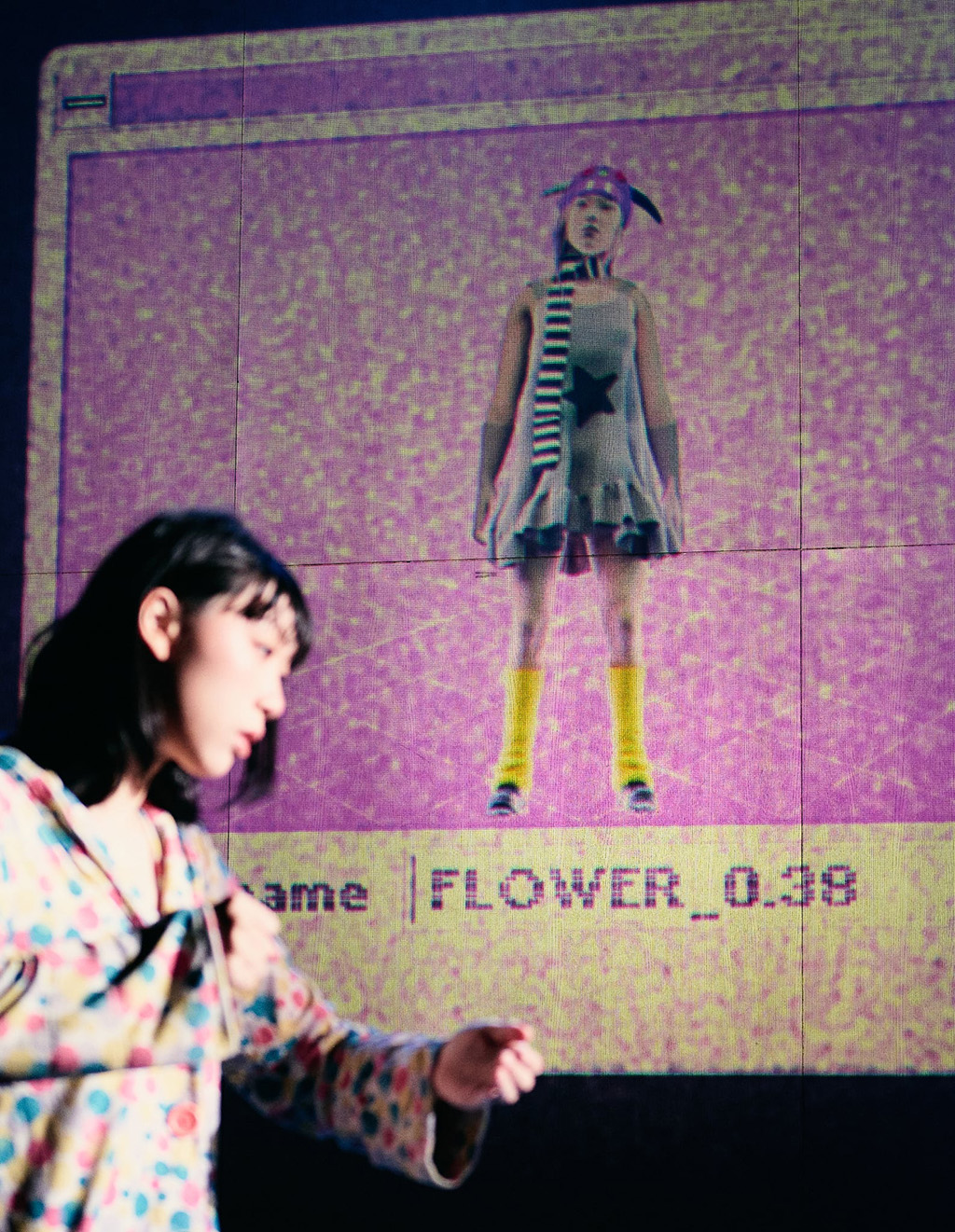 山喊商行,《鏡花水月:花 金竟 氵 竟金 月 》,政大藝術駐校計畫,2023。