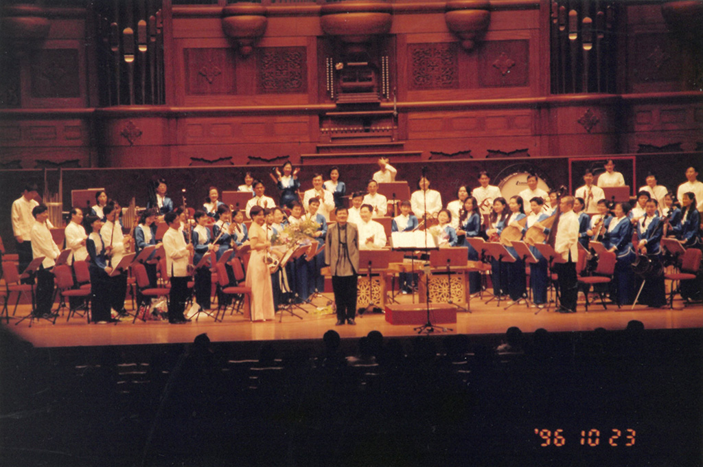 1996年10月，盧亮輝親自指揮臺北市立國樂團演出「第99次定期音樂會：盧亮輝作品發表會」。