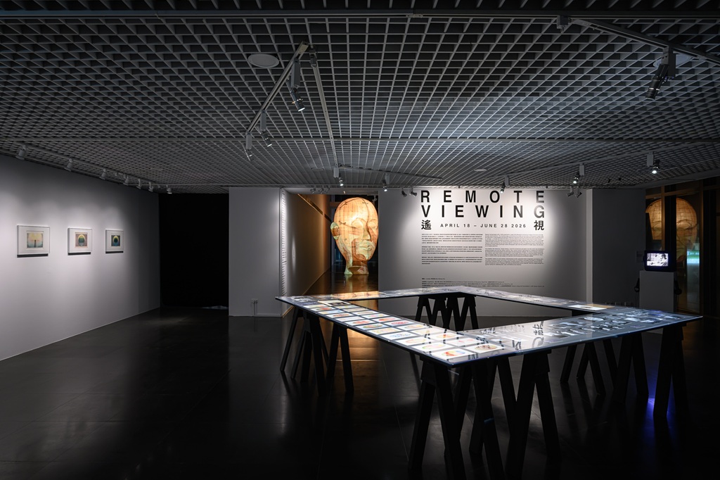 「遙視」展一隅，北師美術館，2026。
