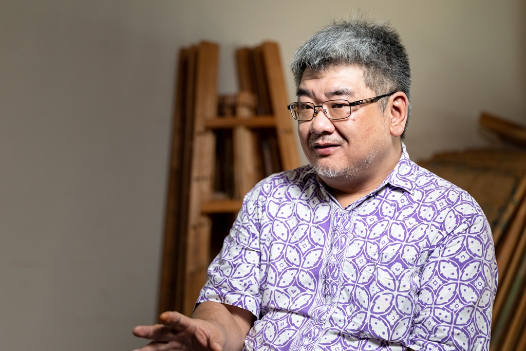 投身地方參與現實，讓陳韋鑑發現了藝術教育對自己的影響。（攝影／呂國瑋）